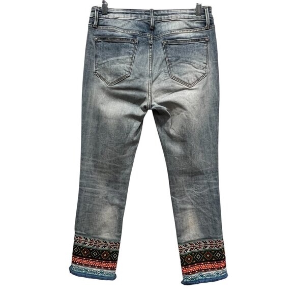 Driftwood Colette Lightwash Embroidered Hem Jeans, Cropped, 27 - Picture 2 of 10